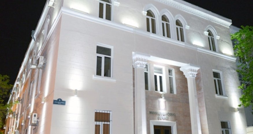 İlham Əliyev fəxri adlar verdi