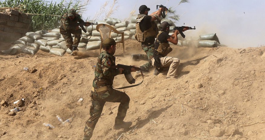 Oil slips below $65 as strong dollar offsets Middle East turmoil