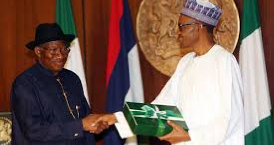 Nigeria's president-elect receives handover notes