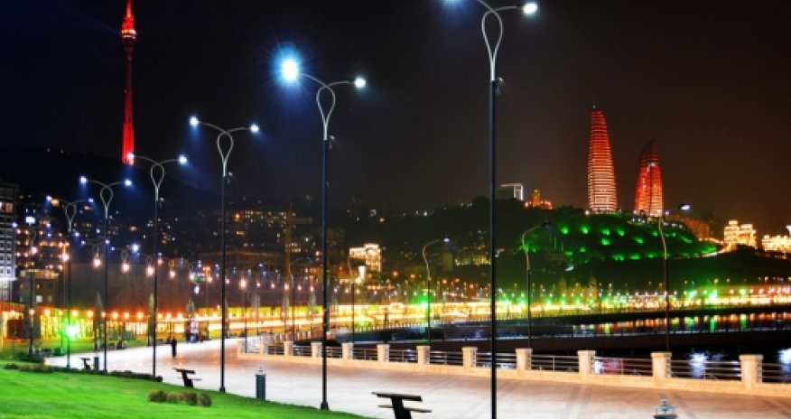 Bulvarda çay içmək istəyənlərin NƏZƏRİNƏ
