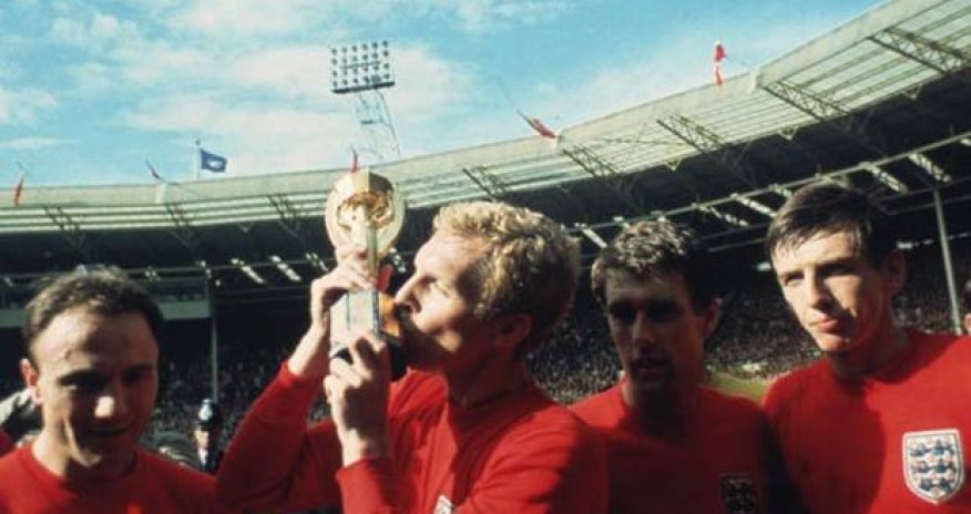 England 'favourites' to host 2018 World Cup after Sepp Blatter resignation - Qatar and Russia under pressure