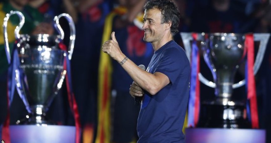 Barcelona: Coach Luis Enrique extends contract to 2017