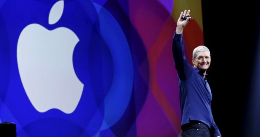 Apple muscles into streaming music market