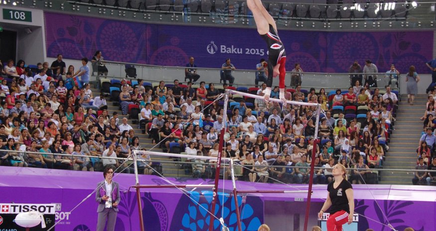 Гимнастки начали очередные соревнования