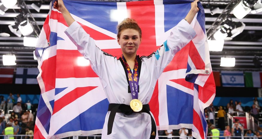 Kickboxer turned taekwondoka Maddock wins gold