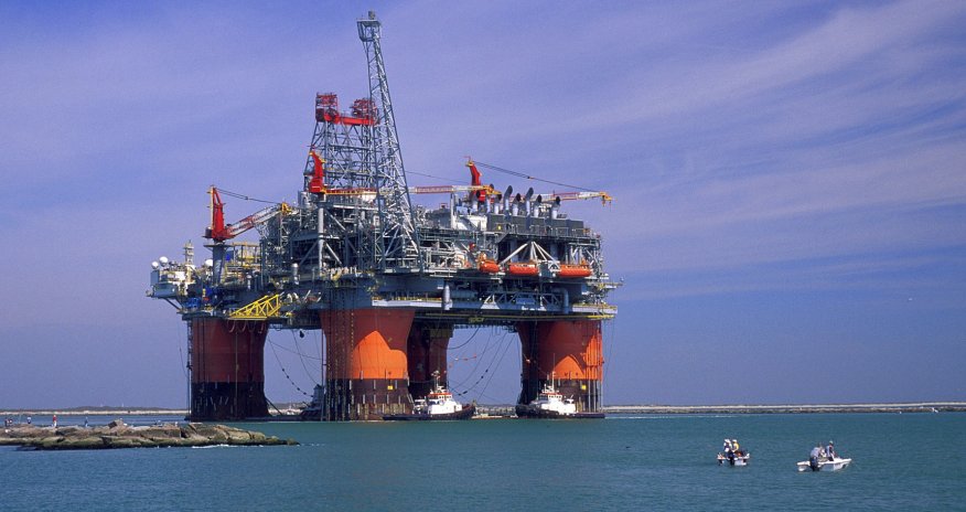 Azerbaijan exports more gas, less oil in first five months y/y