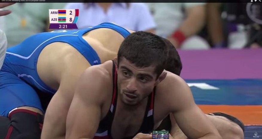 Азербайджанец положил армянина на лопатки