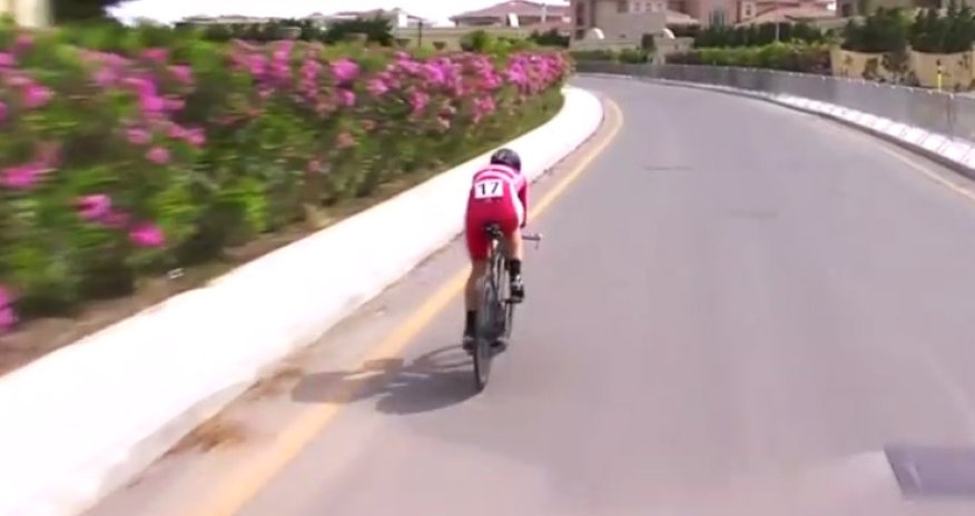 Прямой эфир: Стартовали соревнования по шоссейному велоспорту