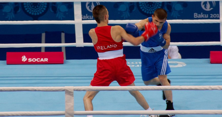 Тайфур Алиев вышел в 1/4 финала