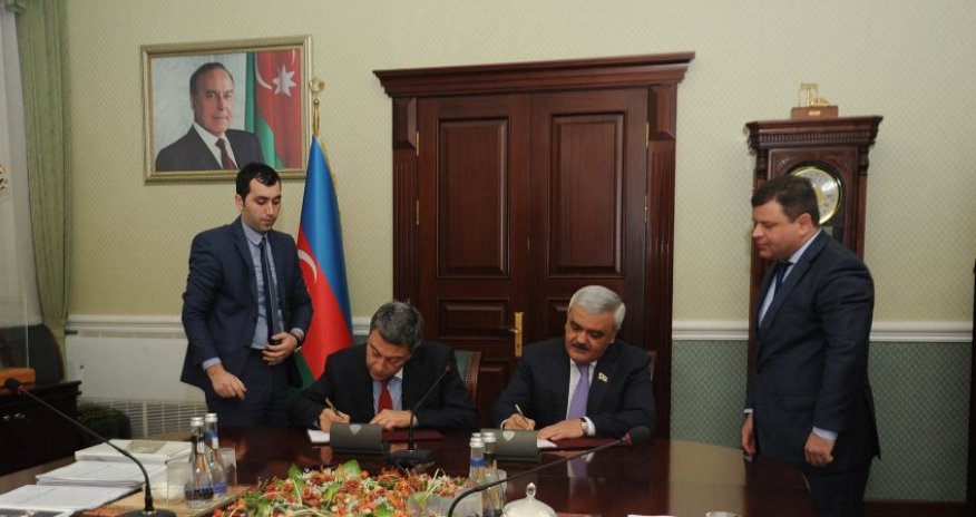 SOCAR agrees to borrow $489 million from Gazprombank