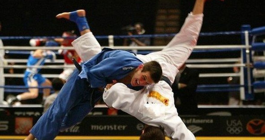 Стартовали соревнования по дзюдо