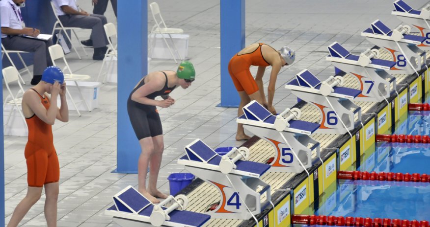 Прямой эфир: Соревнования по плаванию