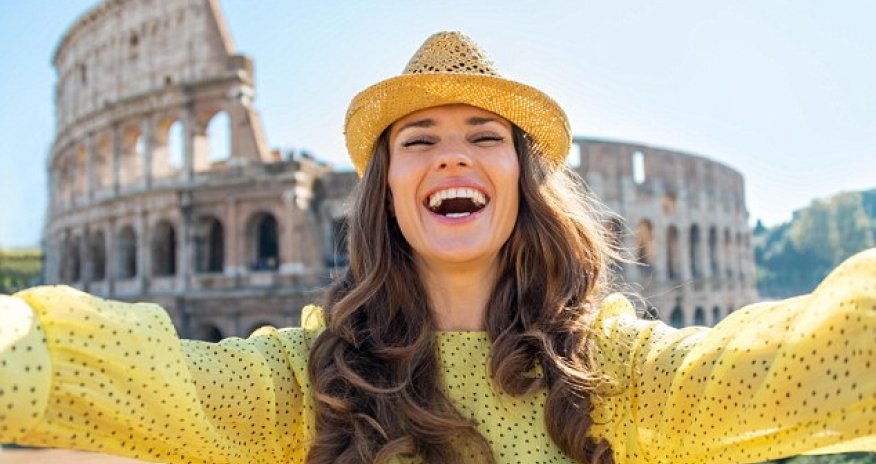 The travel selfies Brussels wants to ban