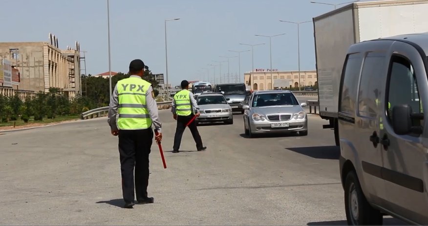НОВОСТЬ ДНЯ:  Введены ограничение на въезд автомобилей  в Баку