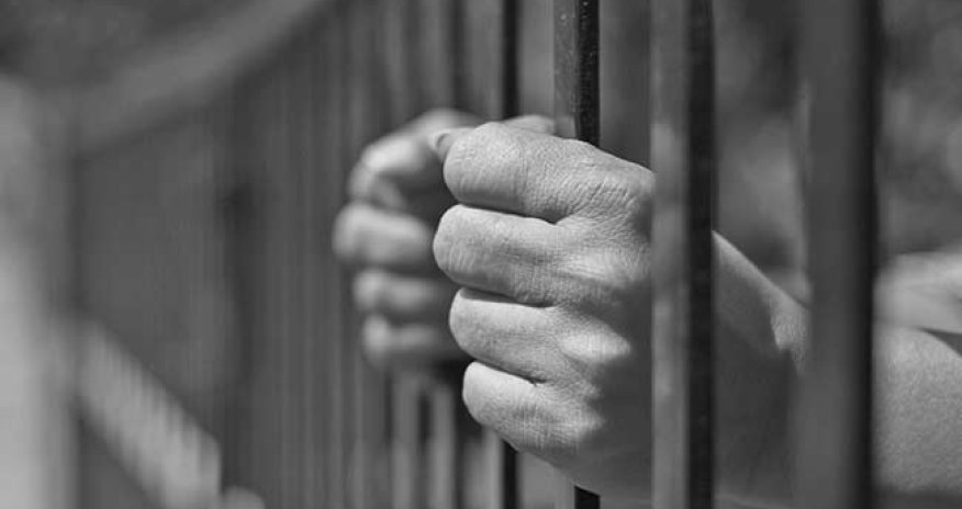 Azerbaijan jails 10 for fighting with Islamic State radicals