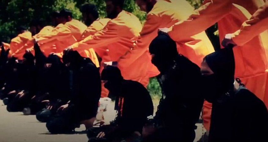 Syrian rebels turn tables on ISIS fighters by releasing slick execution video