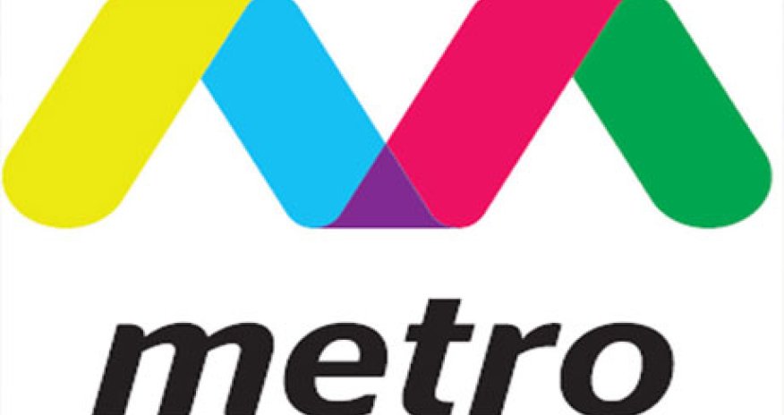 İngilis dili metroda həmişəlik oldu