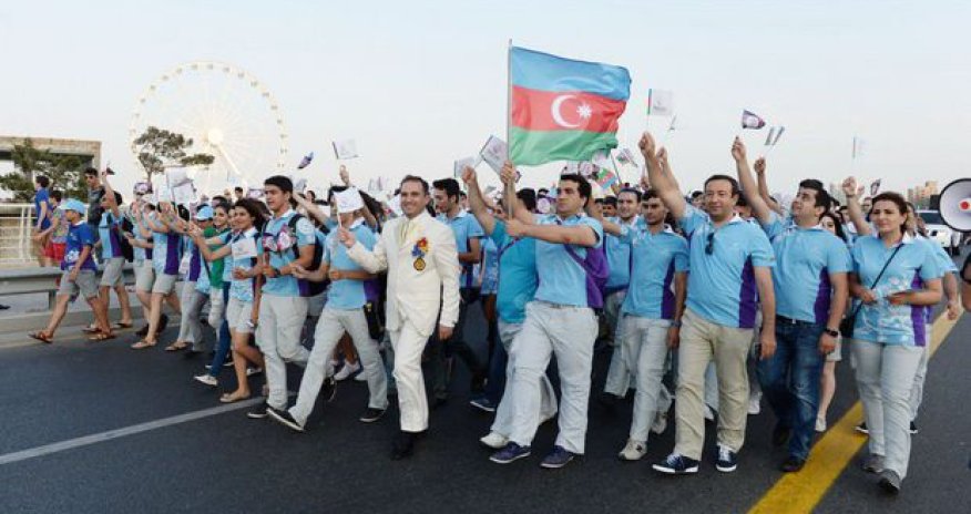 В Баку состоялся парад волонтеров