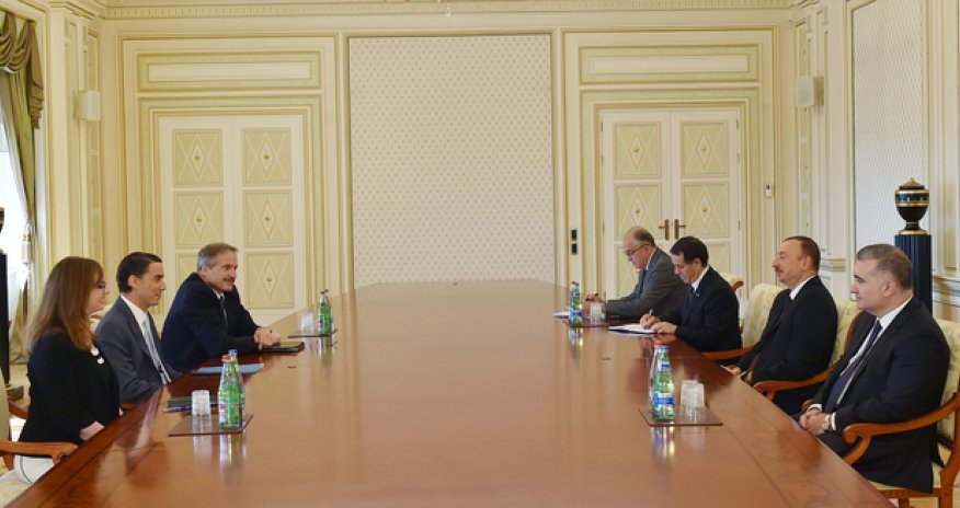US special envoy for energy visits President Aliyev in Baku
