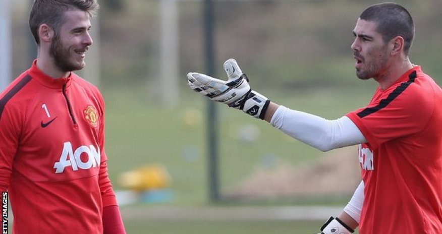 Man Utd: Victor Valdes for sale after reserves snub - Van Gaal