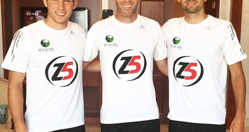 Zinedine Zidane and son Enzo return to Real Madrid Castilla training