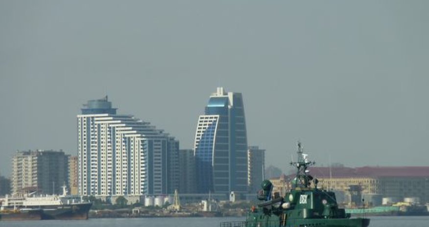Azerbaijani warships arrive in Russia for joint drills