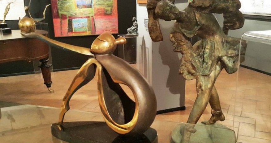 “Qız qalası” qalereyasının kolleksiyası –  REPORTAJ