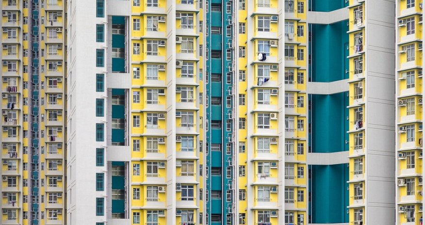 Portraits of a packed city