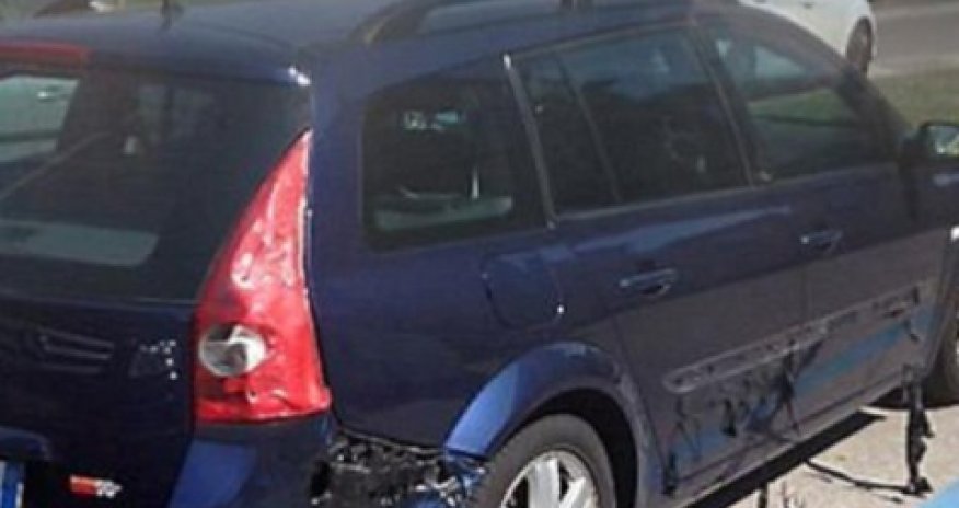 В Италии расплавился автомобиль