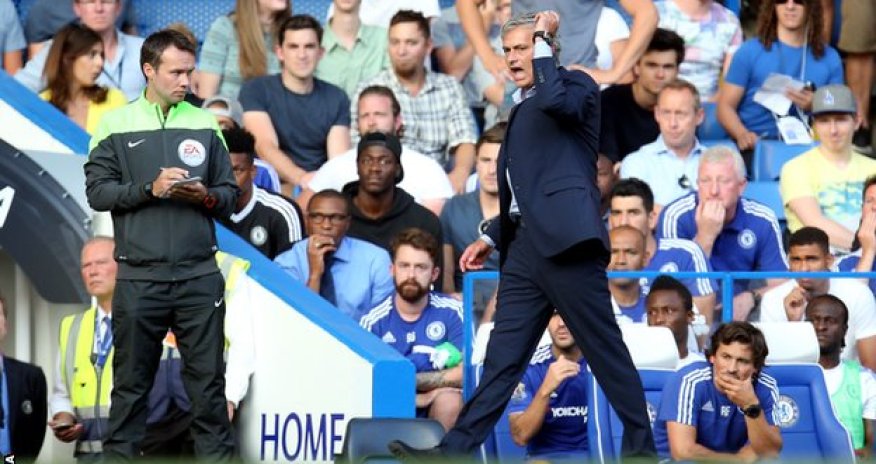 Jose Mourinho 'should apologise' to Chelsea doctor Eva Carneiro