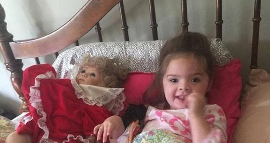 Ağladığına görə atası başını yardı - FOTOLAR