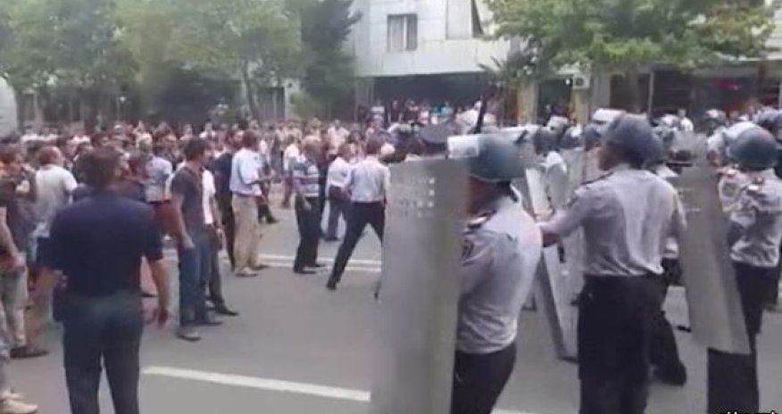 Police detain 21 protesters angered by man's death in police custody