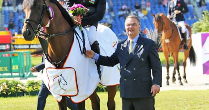 Azerbaijan’s sole showjumper wins in Aachen