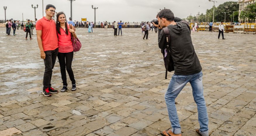 How Much Do YOU Need to Earn to Do Photography Full Time?