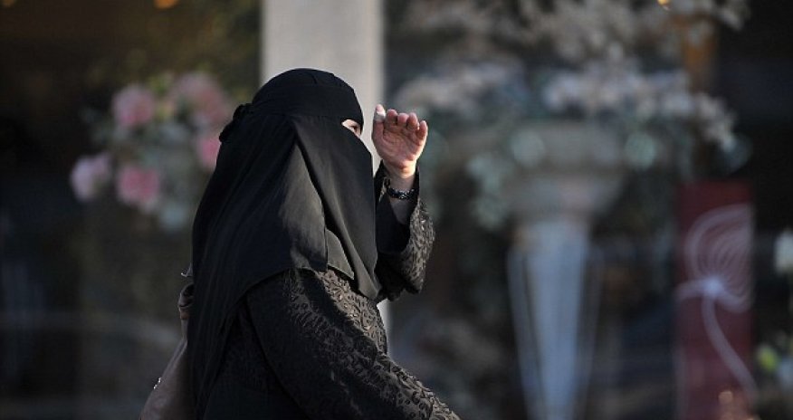 Saudi Arabian women get their first taste of democracy