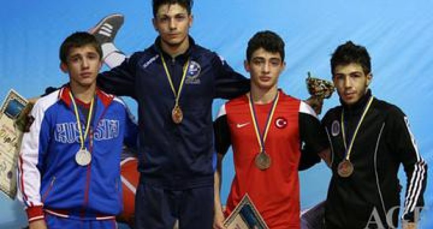Azerbaijani wrestler wins bronze of Cadet World Championships