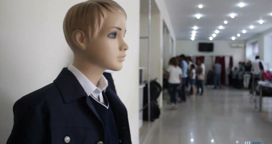 OBYEKTİVDƏ: Valideynlər məktəbli geyimlərindən razıdırlarmı?