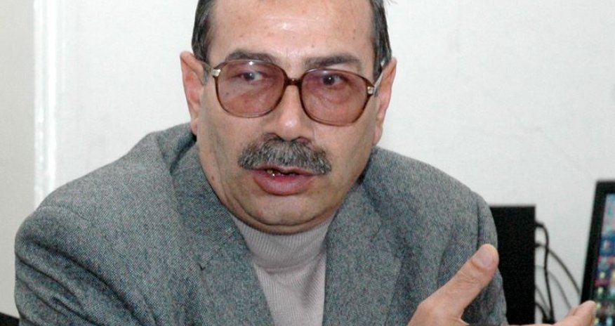 Mahal İsmayıloğlu vəfat etdi