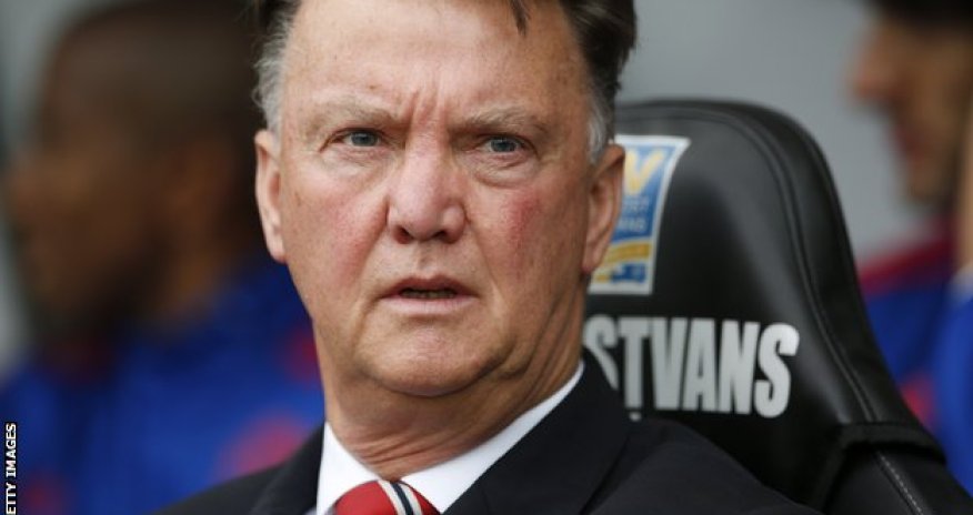 Louis van Gaal: Man Utd not planning any panic signings