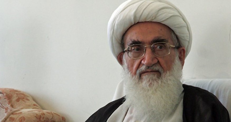 Iran's grand ayatollah Hamedani visits Azerbaijan