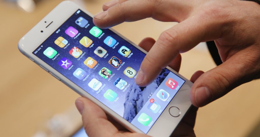 More than 225,000 Apple iPhone accounts hacked