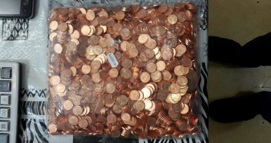 Bakıda məhkəməni uduzan kəsilən cəriməni 1 qəpiklərlə ödədi – FOTO