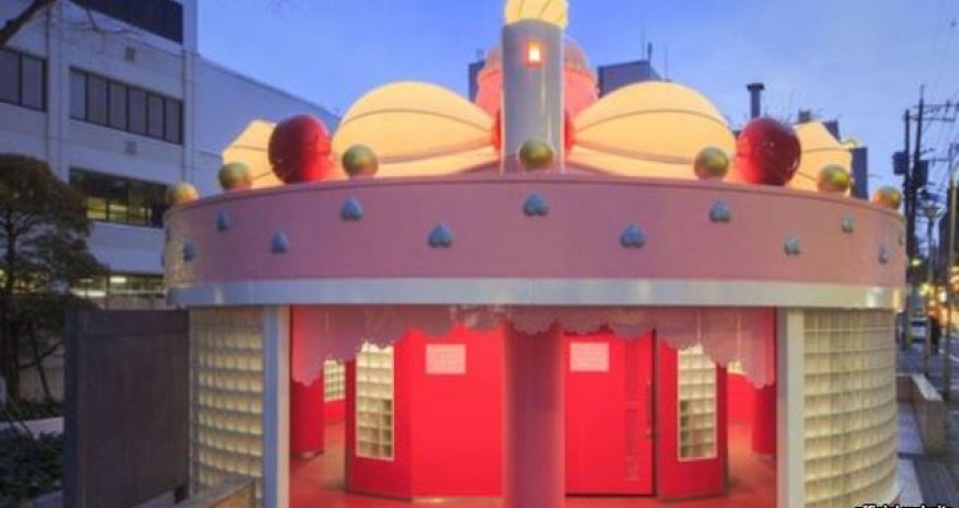 Yaponlar tualetlərdə incəsənət festivalı keçirirlər