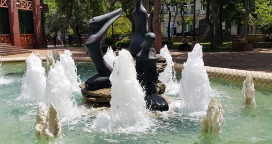 Bakı parkları: Malakan bağı - FOTOREPORTAJ