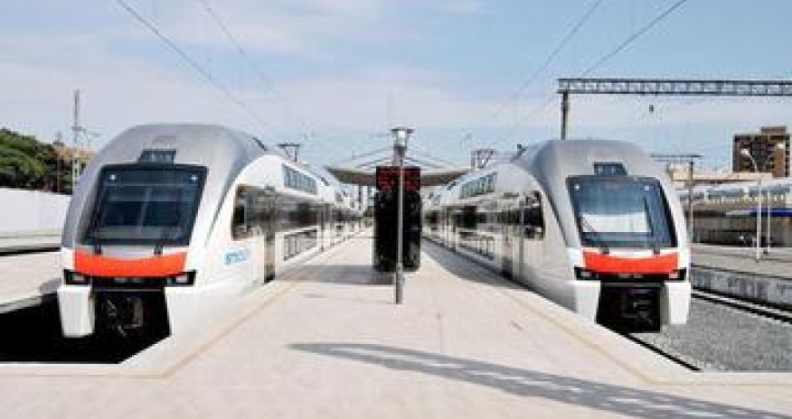 One more electric train to be added to Baku-Sumgayit railway line
