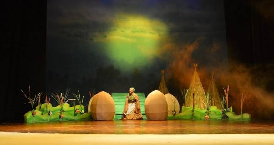  “Çirkin ördək balası” ilə “Romeo və Culyetta” 88-ci teatr mövsümünü açacaqlar - Fotolar