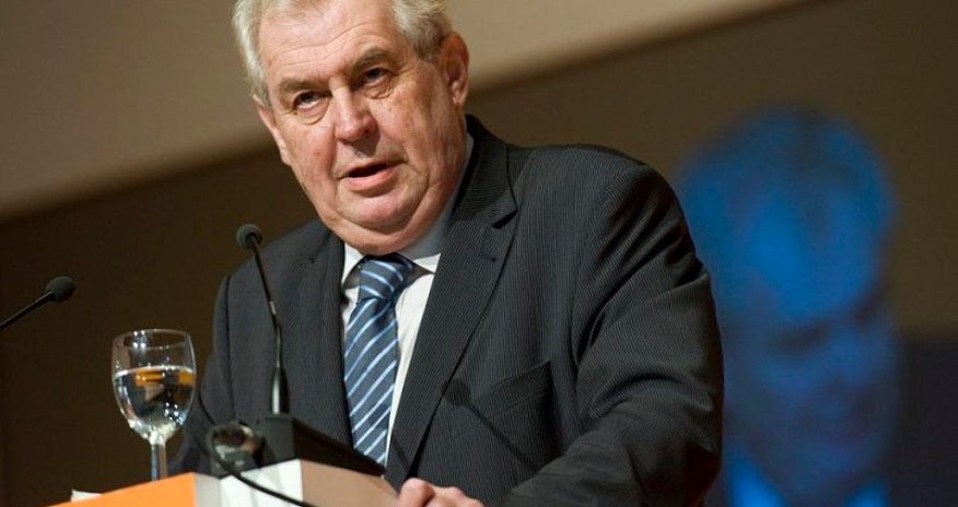 Czech firms to build homes, repair planes in Azerbaijan