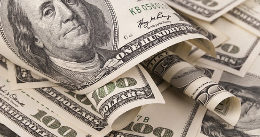 Dollar cüzi bahalaşdı - Məzənnə