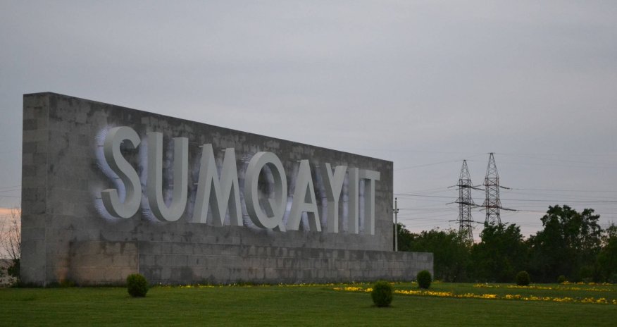 Azerbaijani taxi driver dead after self-immolation