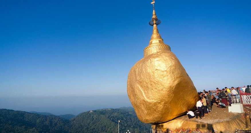 The boulder that defies gravity